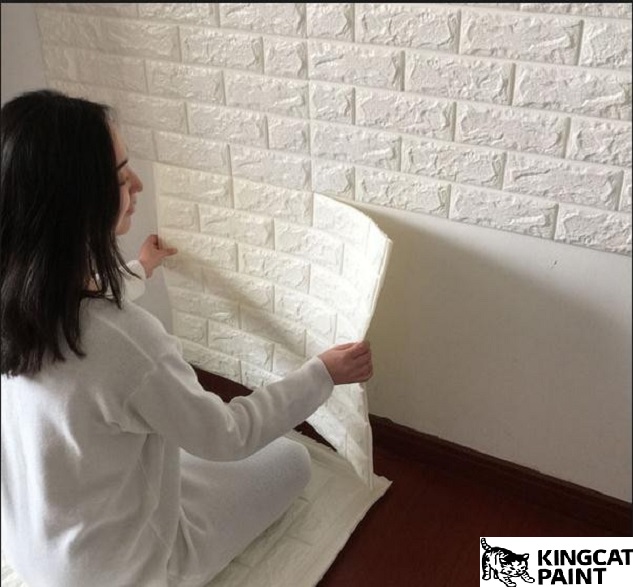 Chống thấm chân tường nhà bằng giấy dán tường