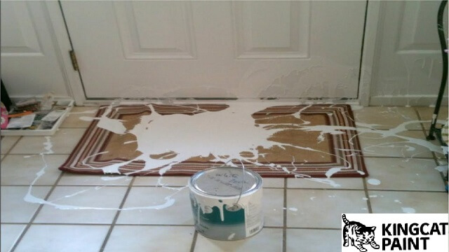 Mẹo làm sạch vết sơn bám trên sàn nhà 